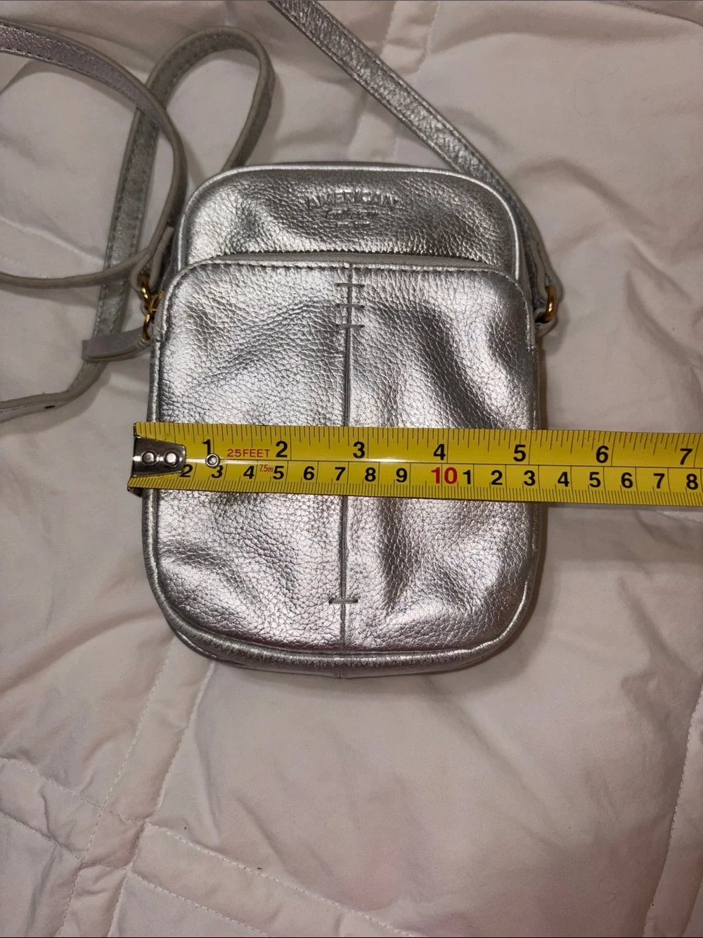 American Leather Company Cleveland Crossbody bag metallic silver